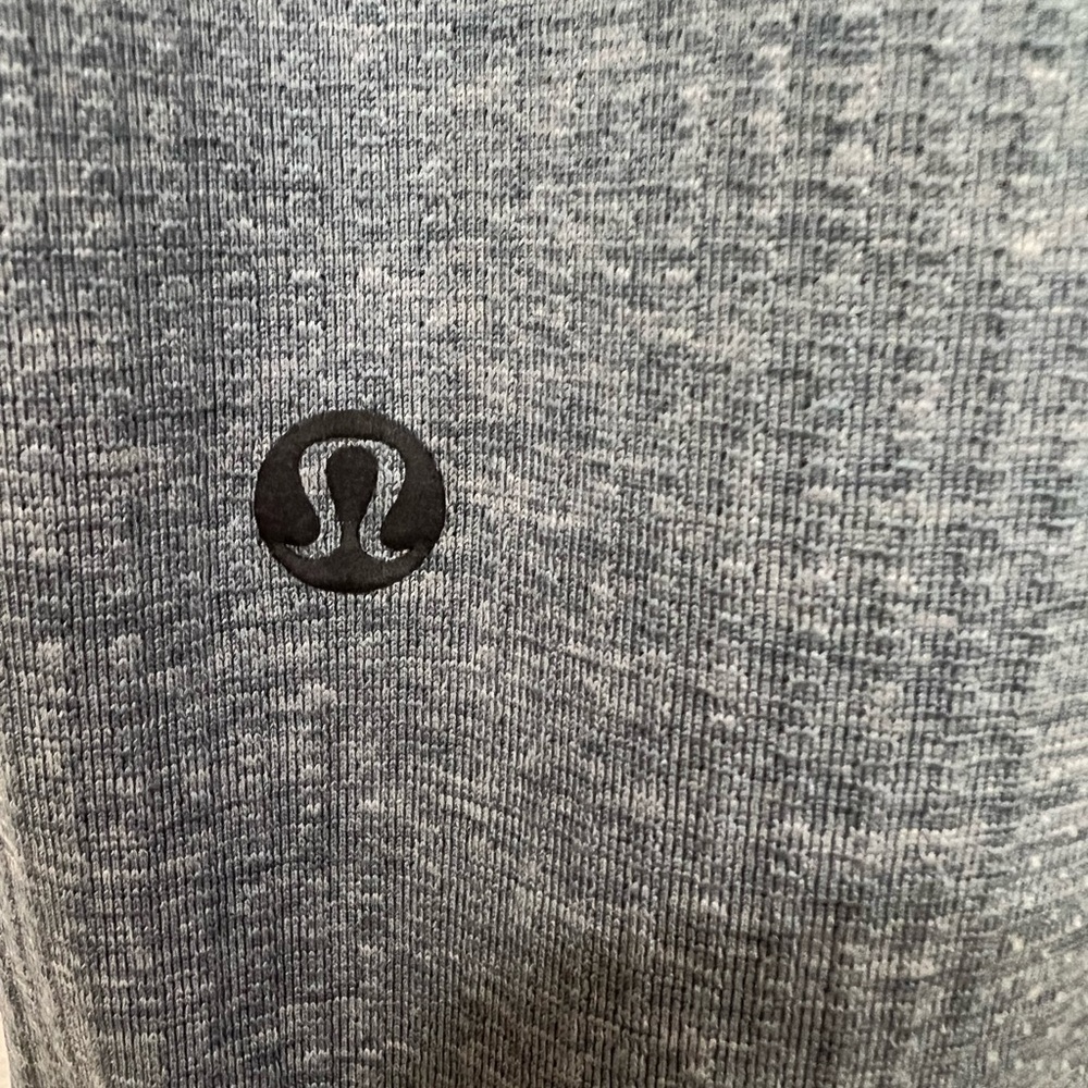 Lululemon Metal Vent Tech Surge Short
Sleeve XL ~L - Picture 5 of 9